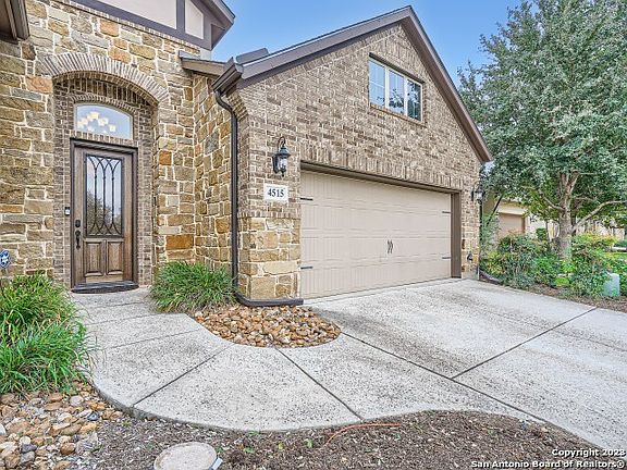 4th image of 4515 Amorosa Way