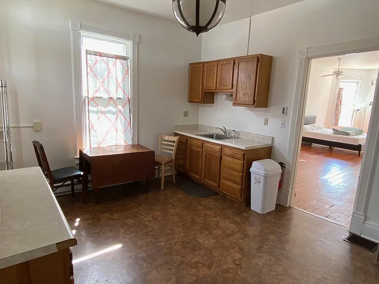 401 N Albany St #401 — Photo 8