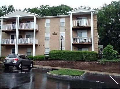 2nd image of 236 Vista Dr #236