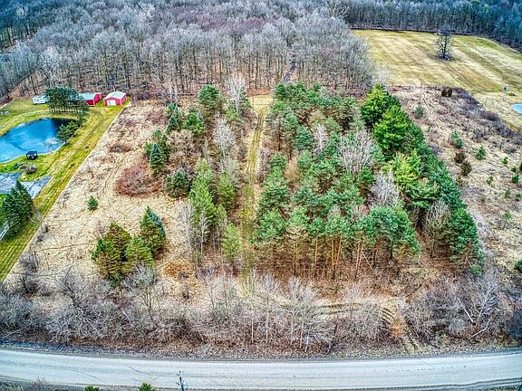 4th image of 33 Mile Rd