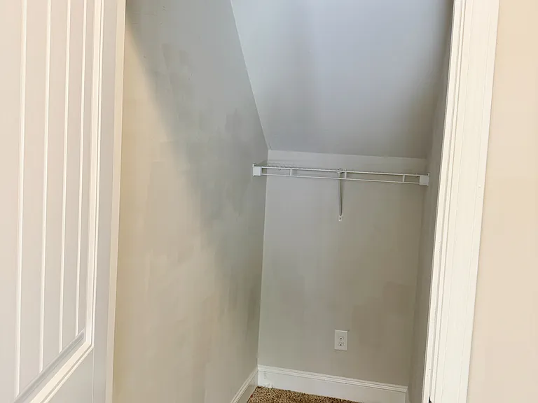 732 Sanctuary Ln — Photo 13
