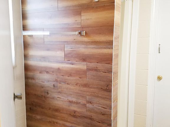 5th image of 501 S Hester St #3