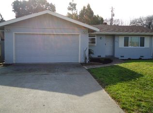 215 Begonia Blvd, Fairfield, CA