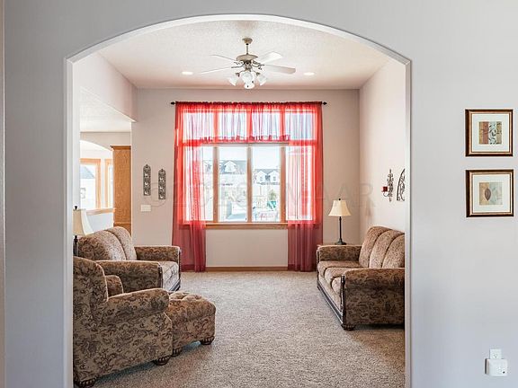 5th image of 1937 Pentland St