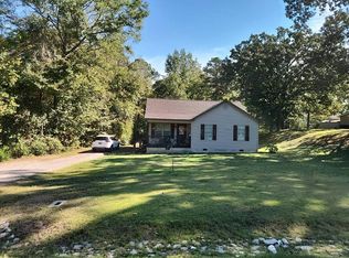 79 Quail Run Rd, Selmer, TN 38375