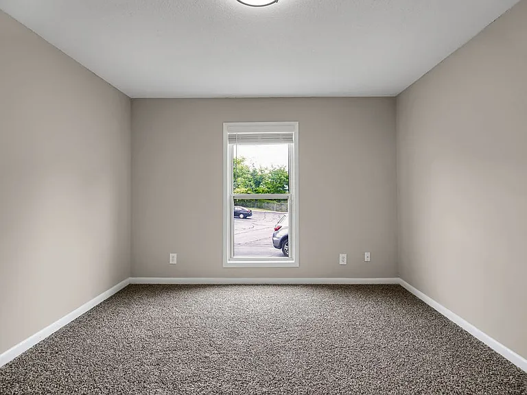 Windtree Apartment Homes — Photo 50