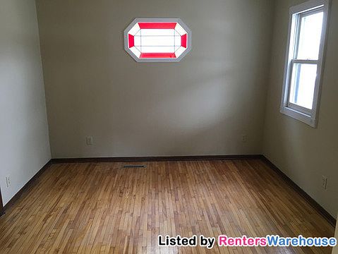 5th image of 4147 Penn Ave N