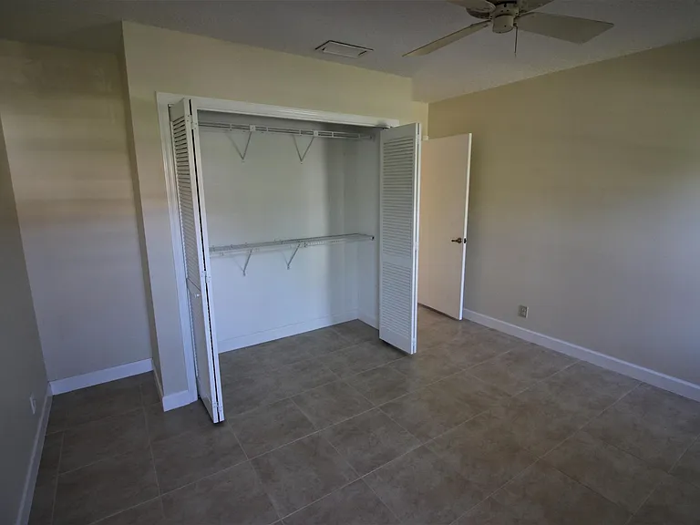 434 SW 15th Dr — Photo 15