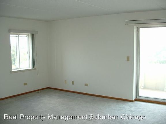 3rd image of 10515 W Grand Ave #308