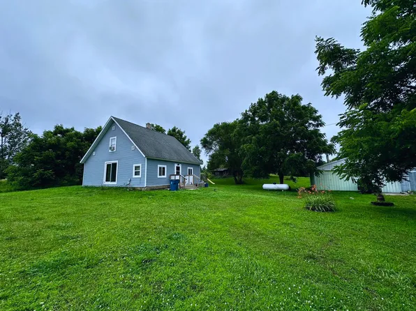 8210 E Pierce Rd, Hesperia, MI 49421