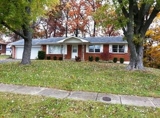 168 Edgewood Dr, Radcliff, KY 40160