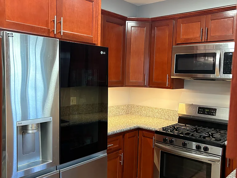 919 E La Palma Dr #2 — Photo 8