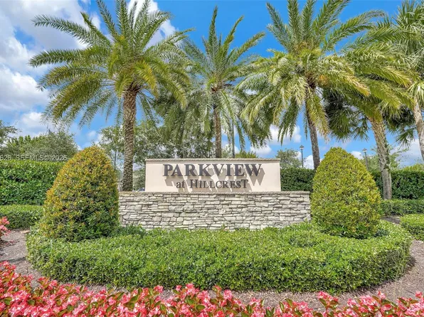 4774 Eucalyptus Dr, Hollywood, FL 33021
