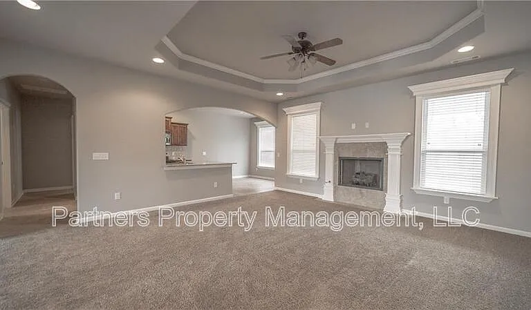 3131 W Ika Ln — Photo 3