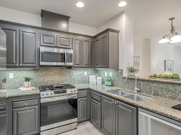 3245 Dublin Blvd APT 132, Dublin, CA 94568