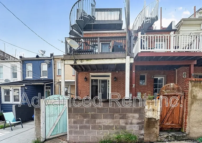 528 S Curley St — Photo 30