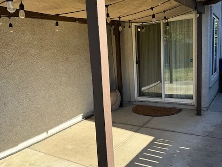 10 White Lily Ct — Photo 19