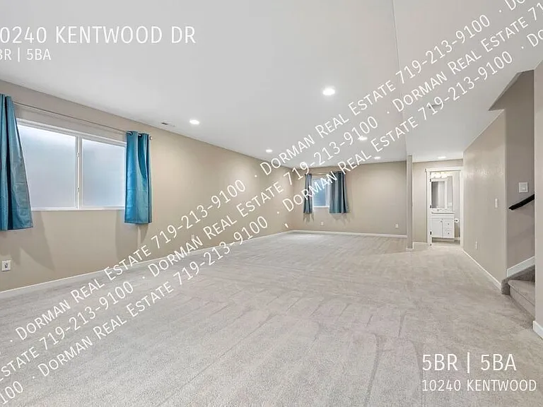 10240 Kentwood Dr — Photo 41