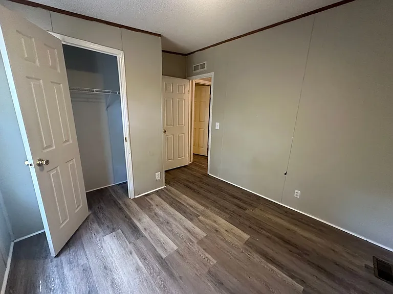 16521 Timberwood — Photo 17