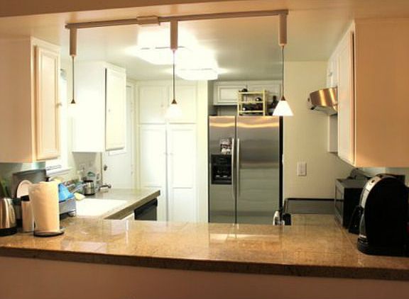 4th image of 224 Red Oak Dr E APT J
