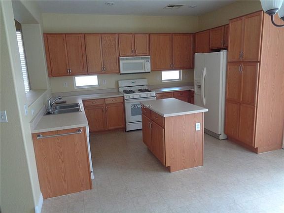 2nd image of 5321 Coral Hills St #0