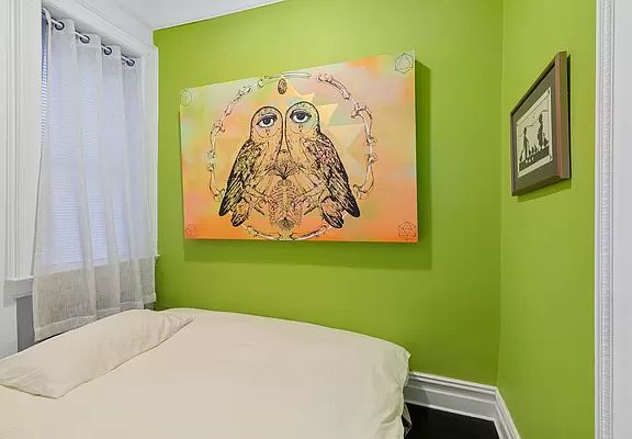 4th image of 193 2nd Ave APT 1F