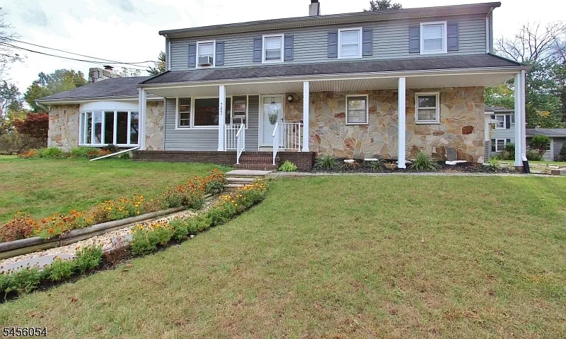 779 New Durham Rd