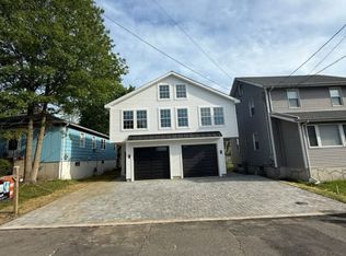 30 Manila Avenue Manila Ave APT 30A, Bethany, CT 06524