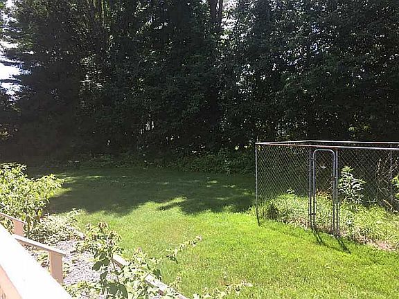 5th image of 6 Ivy Trail Dr