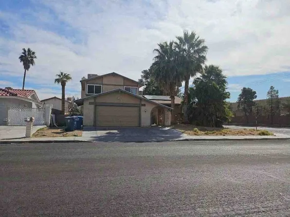 5274 Annie Oakley Dr, Las Vegas, NV 89120