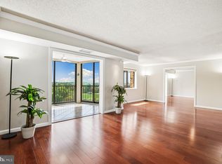 5901 Mount Eagle Dr APT 1005, Alexandria, VA 22303