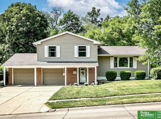 13061 Westwood Ln, Omaha, NE 68144