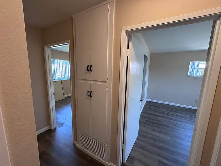 914 La Fiesta Way — Photo 19