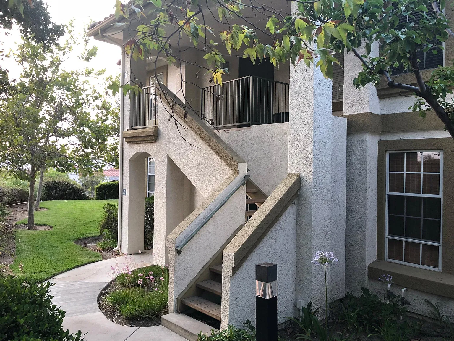 47 Santa Agatha — Photo 2
