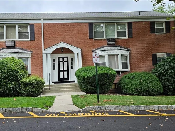 1 Oxford Court #7808, Suffern, NY 10901