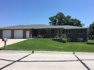 517 S 11th St, Albion, NE 68620