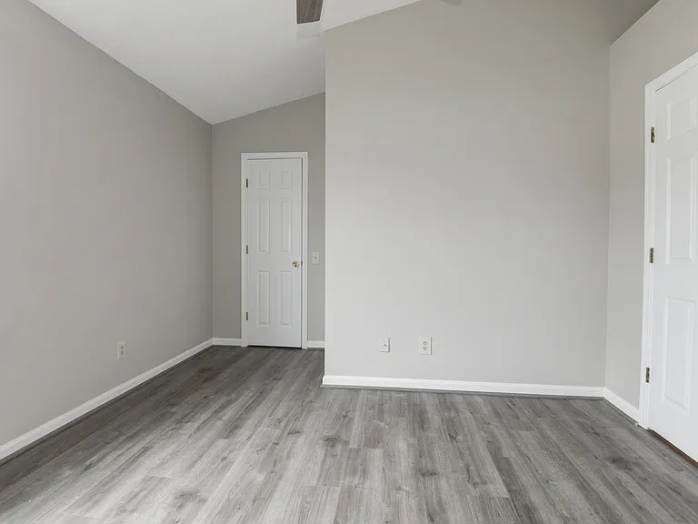 11205 Rienzi Pl #202 — Photo 31