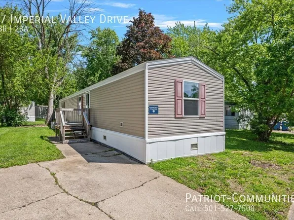 47 Imperial Valley Dr, Springfield, IL 62702