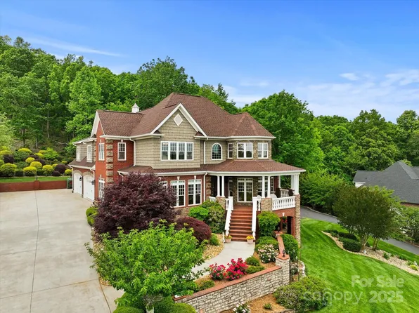 6164 Dwayne Starnes Dr, Hickory, NC 28602