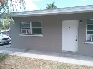 2409 13th St W APT 1, Bradenton, FL 34205