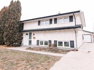 31 Trifunov CRESCENT, Regina, SK S4R 7C6