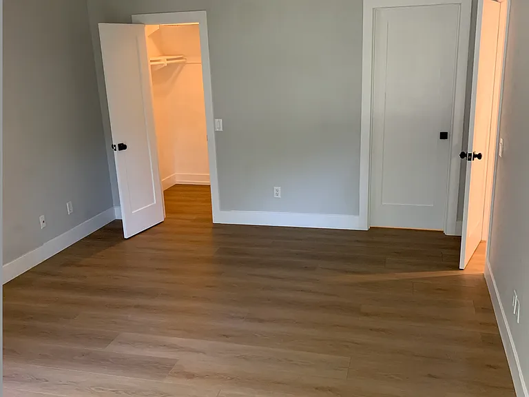 9189 Village Glen Dr — Photo 11