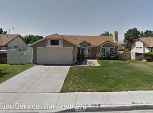 4058 Saddleback Rd, Palmdale, CA 93552