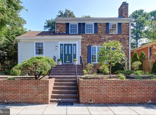 5421 Sherier Pl NW, Washington, DC 20016