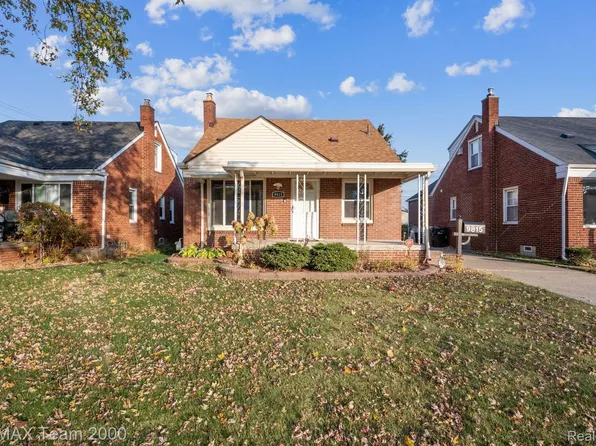 9815 Becker Ave, Allen Park, MI 48101