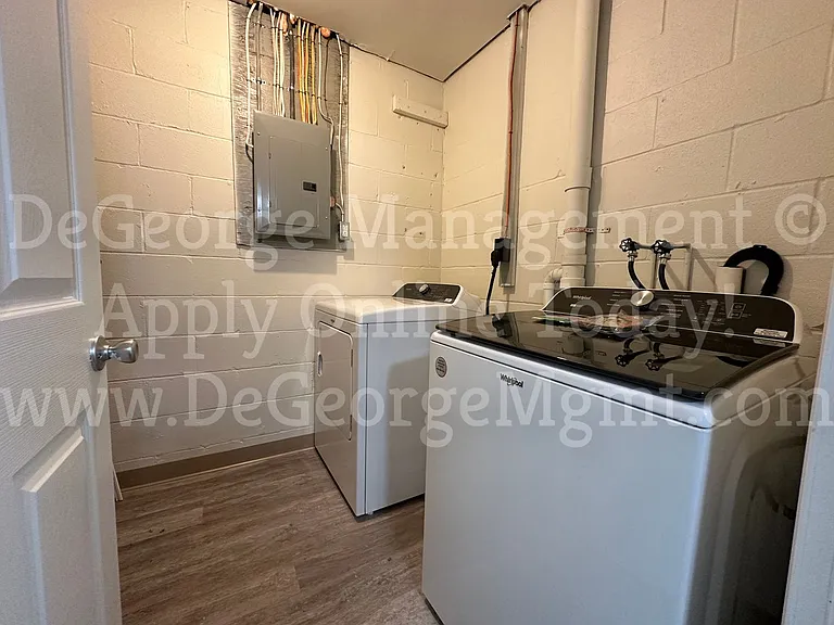 Pine Ridge Apartments — Photo 63