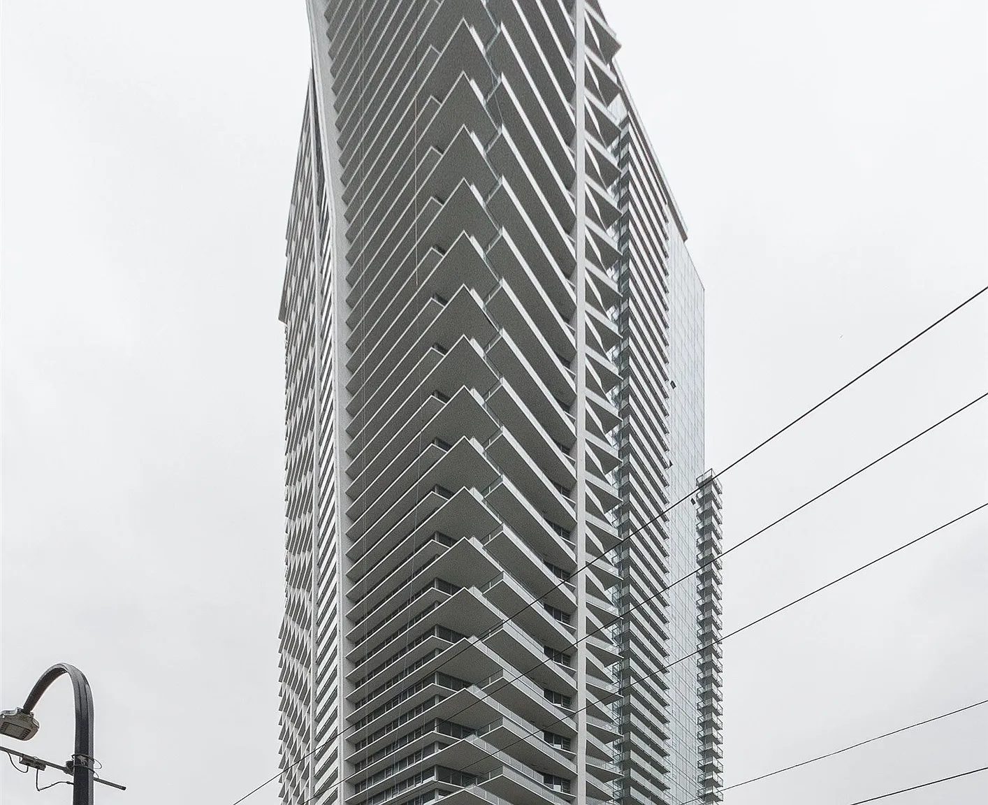1 bed, 558 sqft, $3,500 — Photo 3