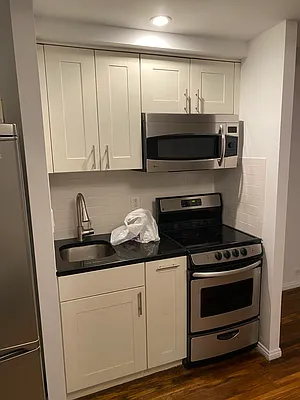 Rented by Douglas Elliman | media 4