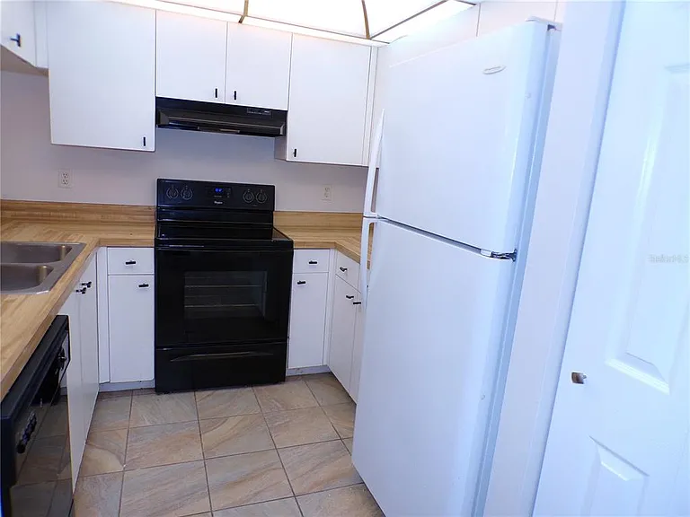 634 Bird Bay Dr E #102 — Photo 6