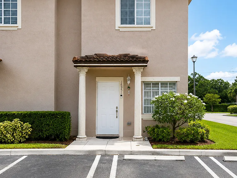 16951 SW 137th Ct — Photo 1